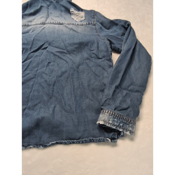 Studio F Women Button Down Long sleeve Shirt Jean Type Ripped Distressed - Picture 15 of 16